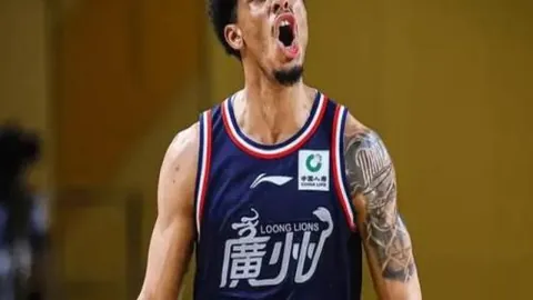 大乐透期号专家推荐：风格迥异对决质合分析